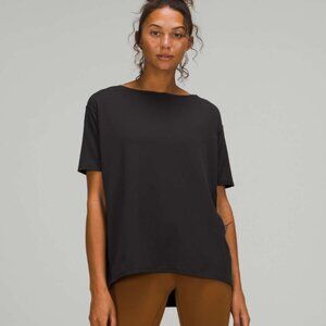 Lululemon Back in Action Short Sleeve Shirt *Nulu Black
